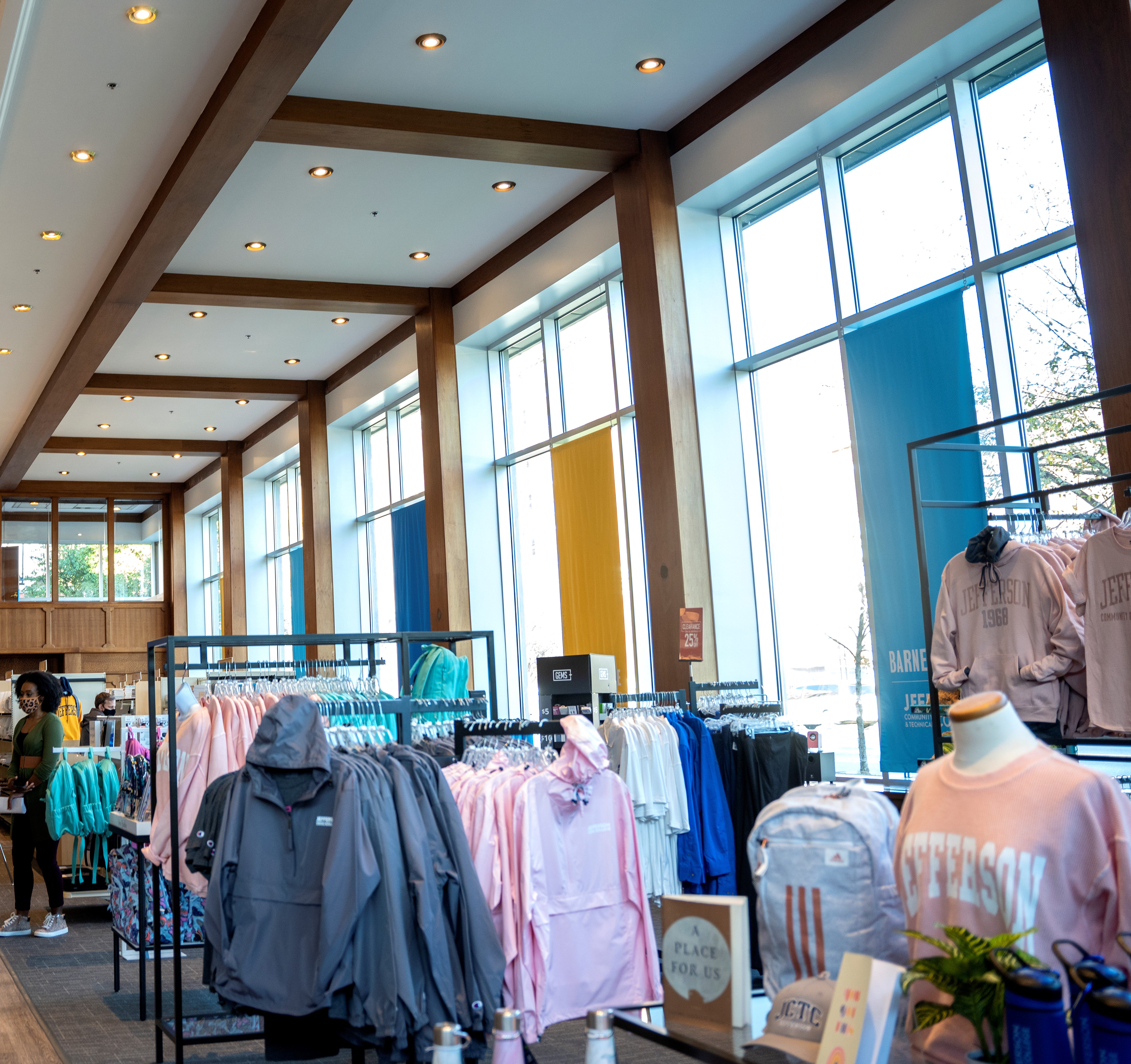 101921_JCTC_BookStore_06_