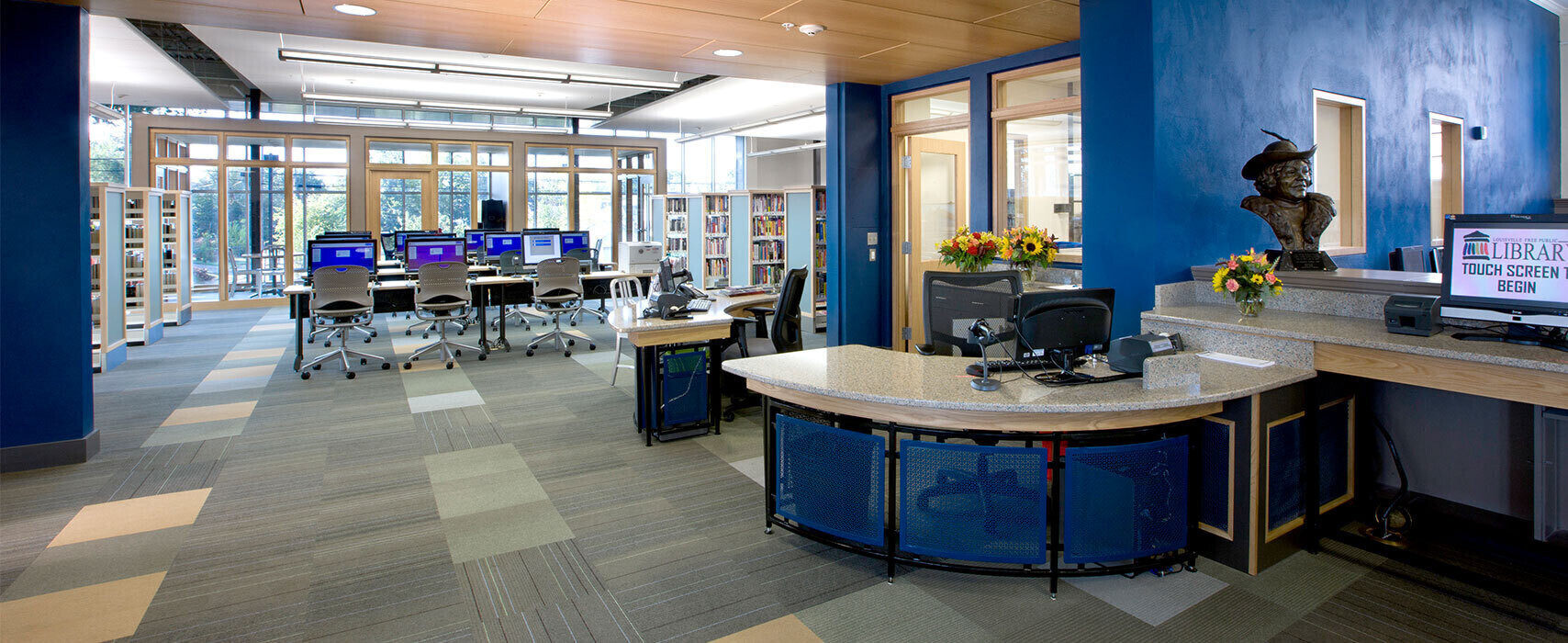 shawnee-library-interior-entrance