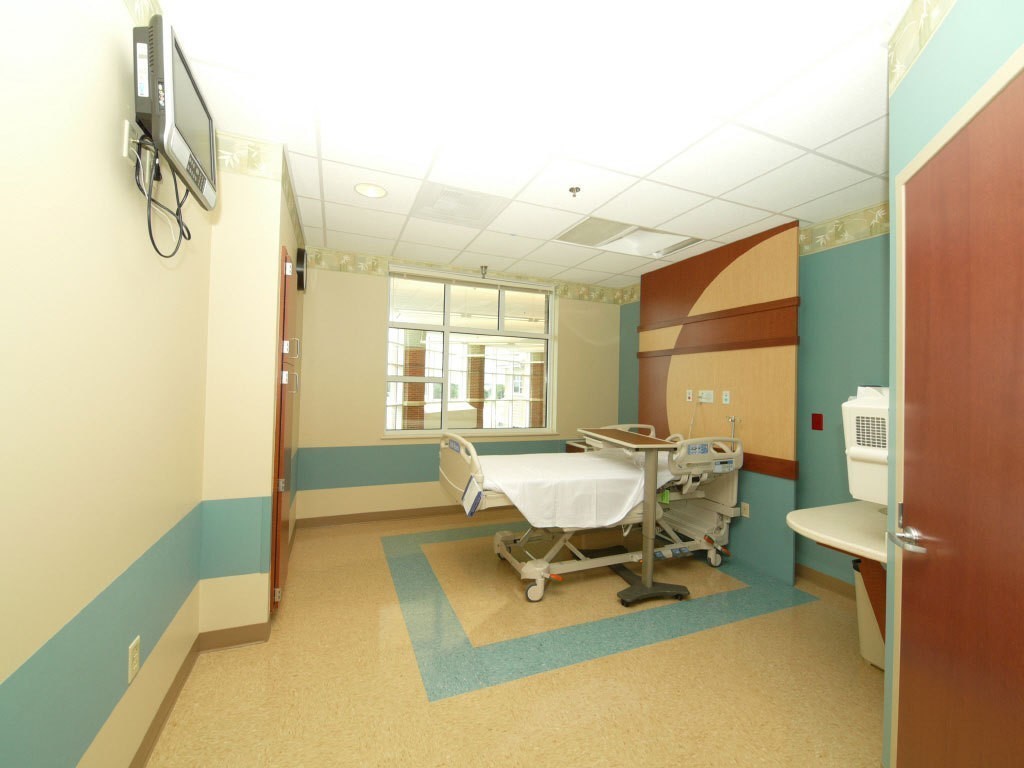 fleming-county-hospital-room