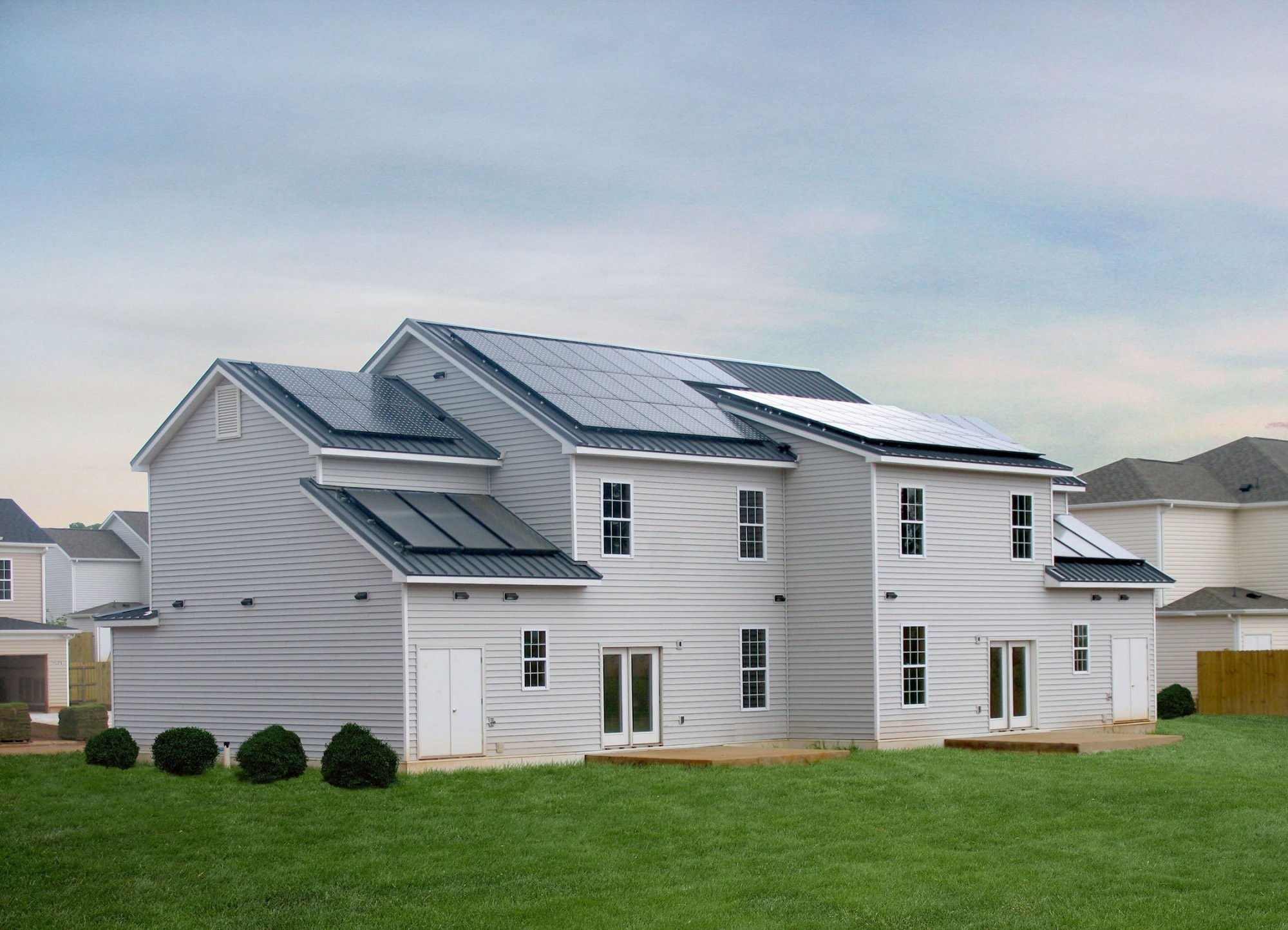 ft-campbell-zero-energy-housing-exterior-backview