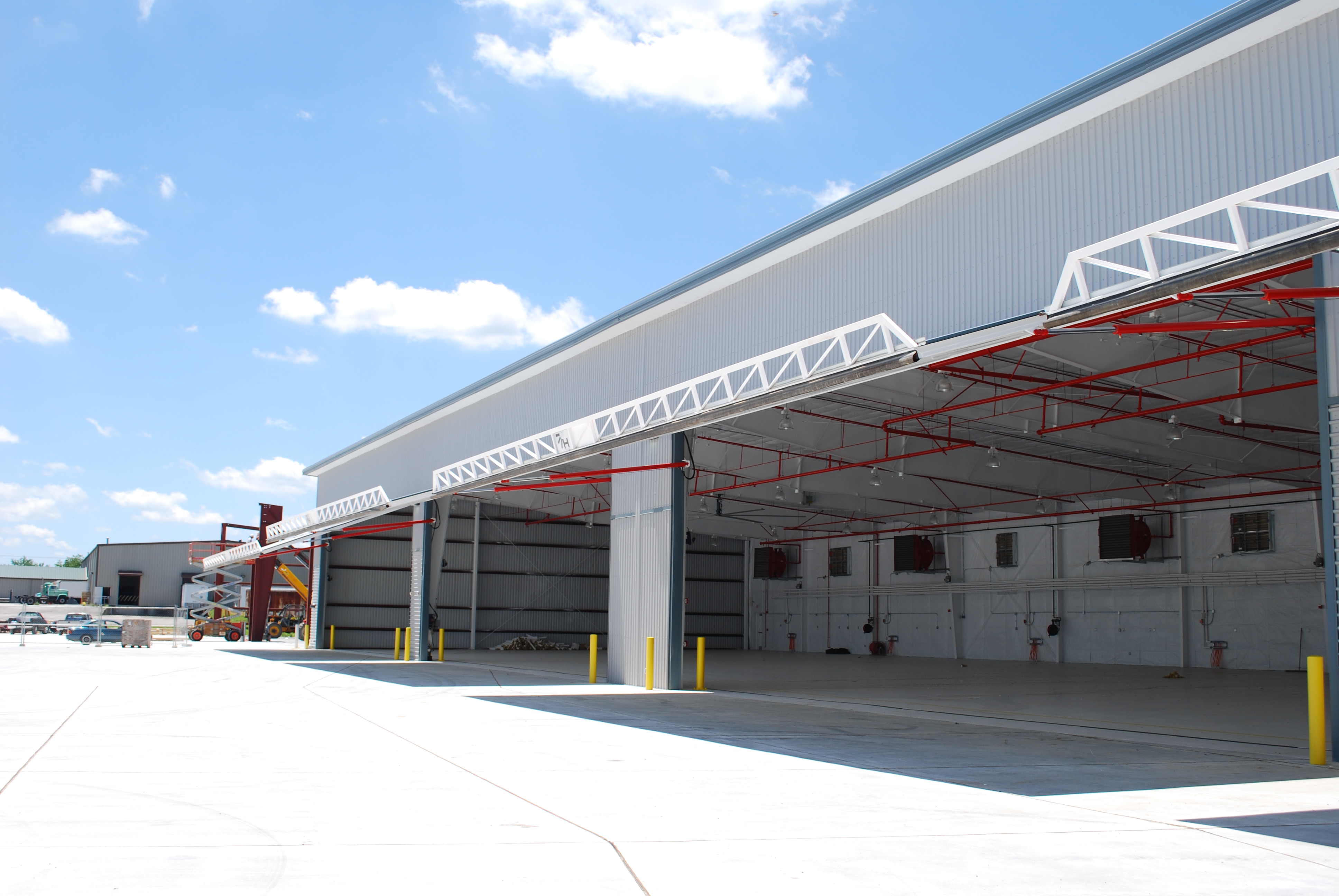 london-joint-operations-facility-exterior-garage