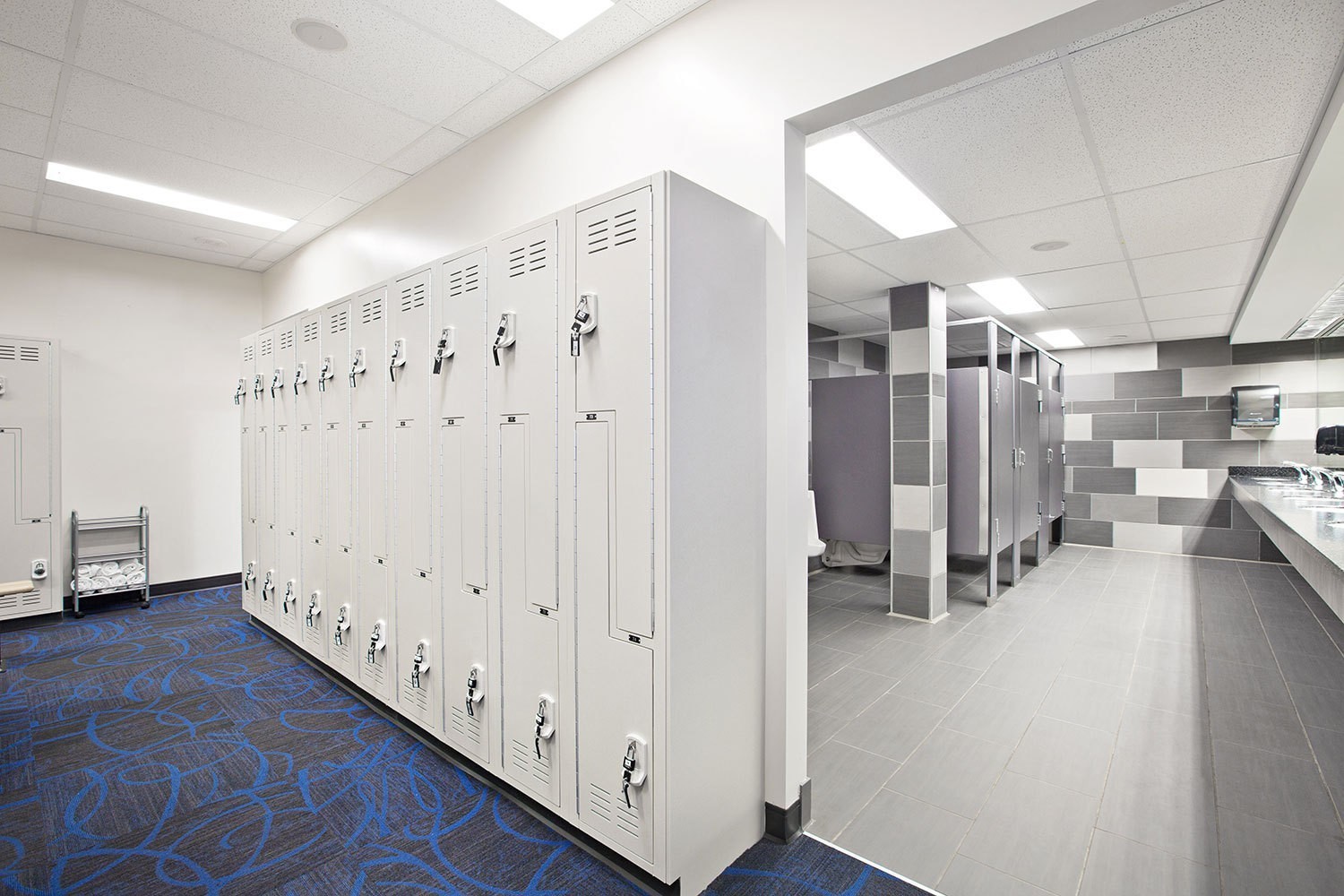 university-of-kentucky-employee-wellness-center-restroom