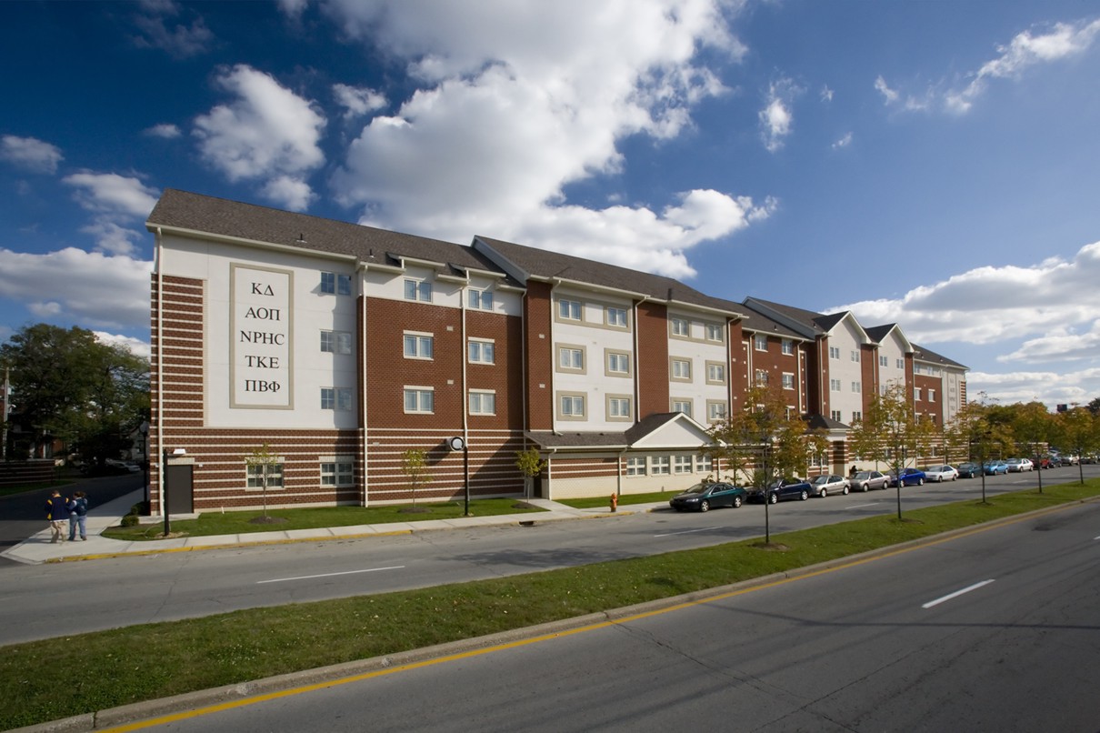 university-of-louisville-community-park-housing-exterior-streetscape