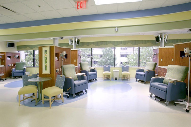 university-of-louisville-j-graham-brown-cancer-center-interior